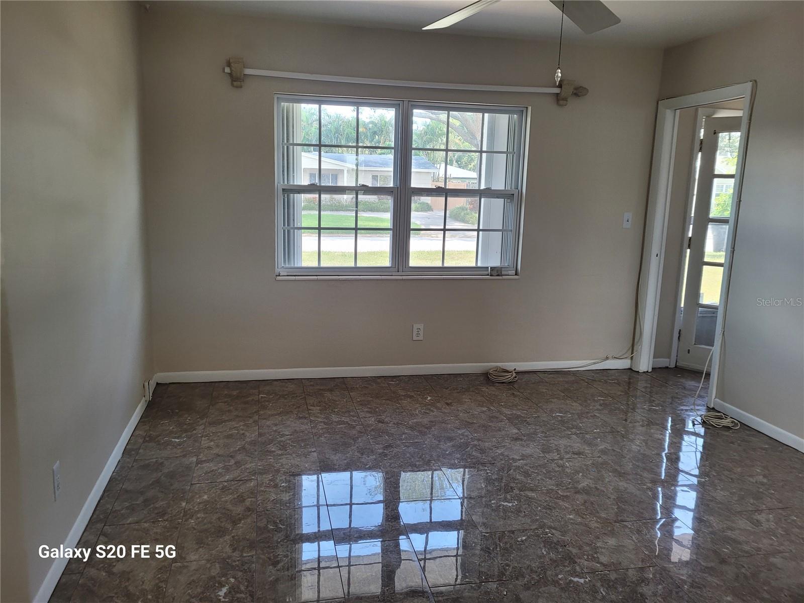 Image 8 of 19 For 1494 85th Avenue N