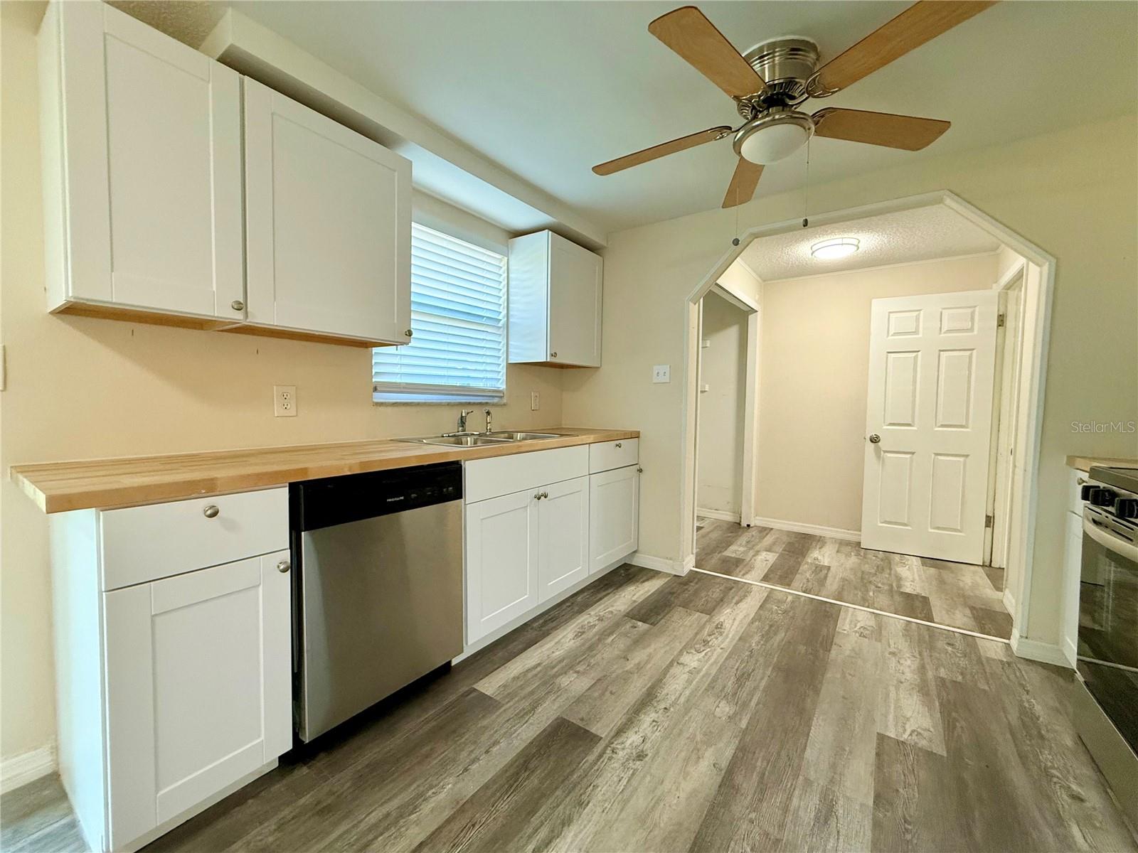 Image 6 of 17 For 8717 Spanish Moss Drive