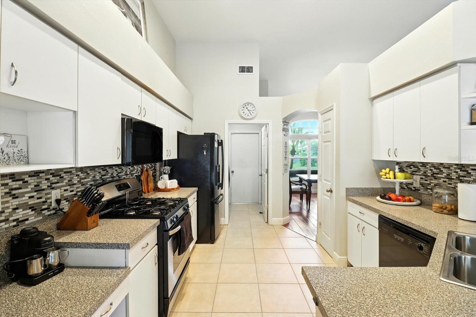 Image 12 of 42 For 22330 Willow Lakes Drive