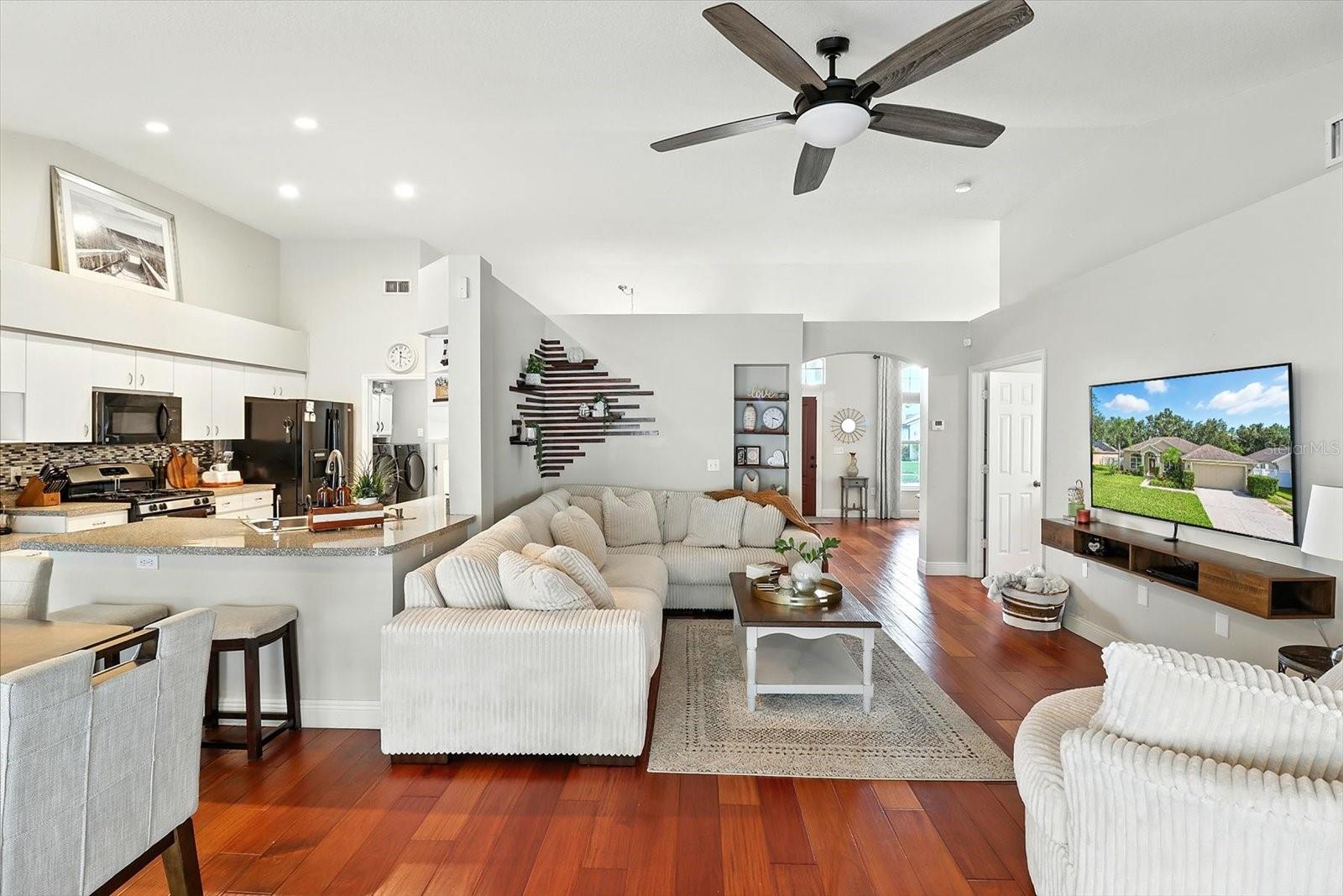 Image 16 of 42 For 22330 Willow Lakes Drive