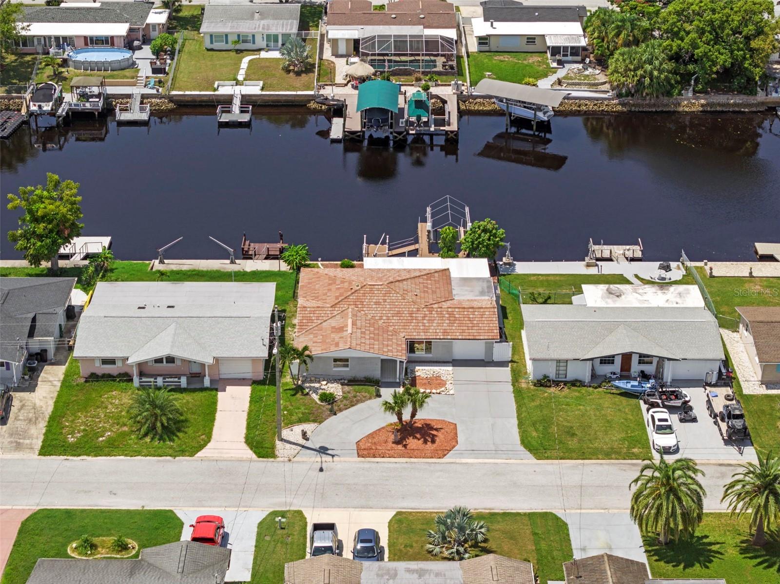 Image 17 of 75 For 12629 2nd Isle