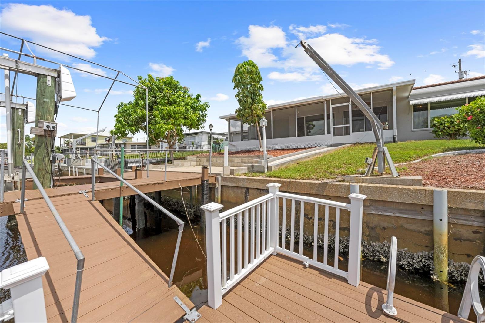 Image 66 of 75 For 12629 2nd Isle