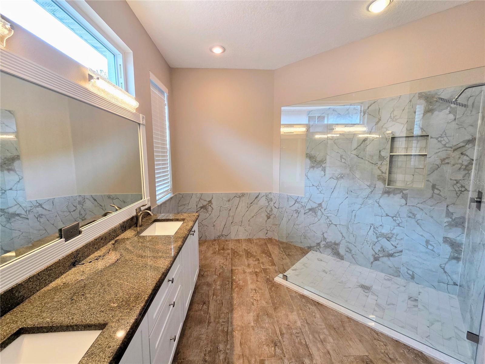 Image 29 of 35 For 9251 Alcott Way