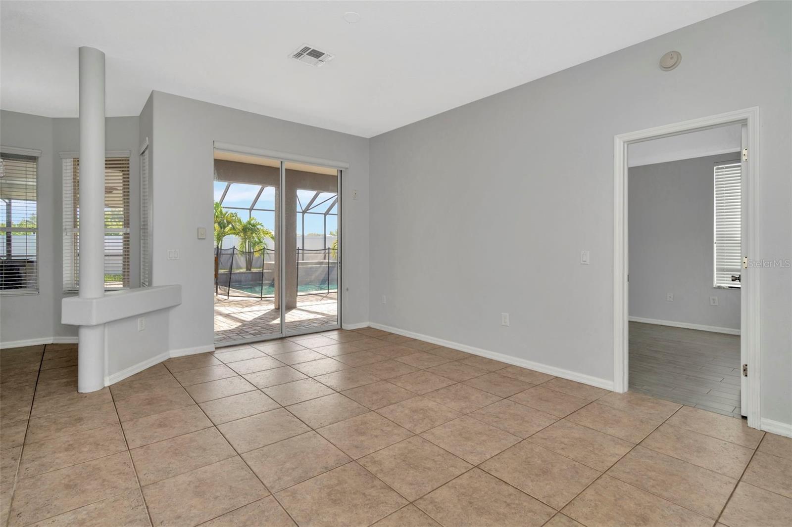 Image 32 of 50 For 8918 Linebrook Drive