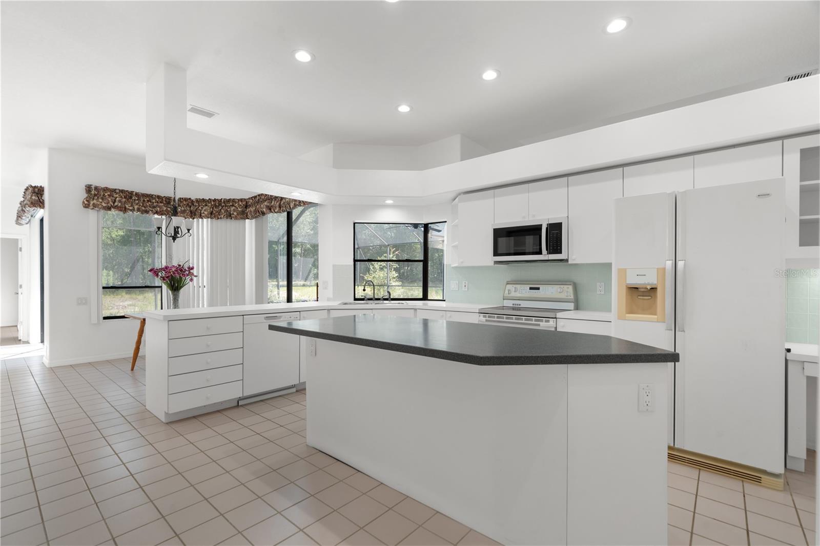 Image 10 of 48 For 13368 Danmar Avenue