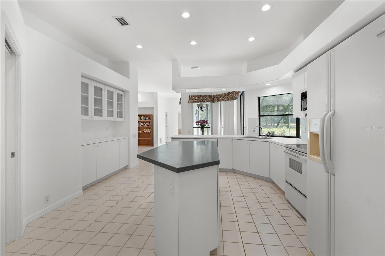 Image 13 of 48 For 13368 Danmar Avenue