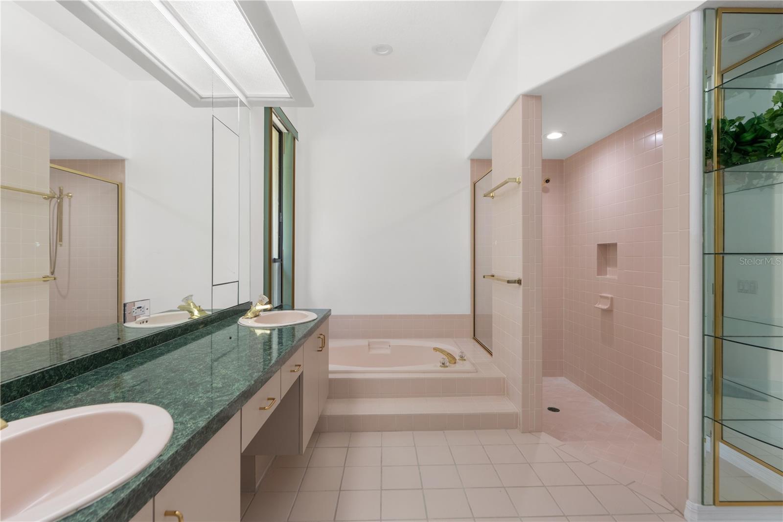 Image 16 of 48 For 13368 Danmar Avenue