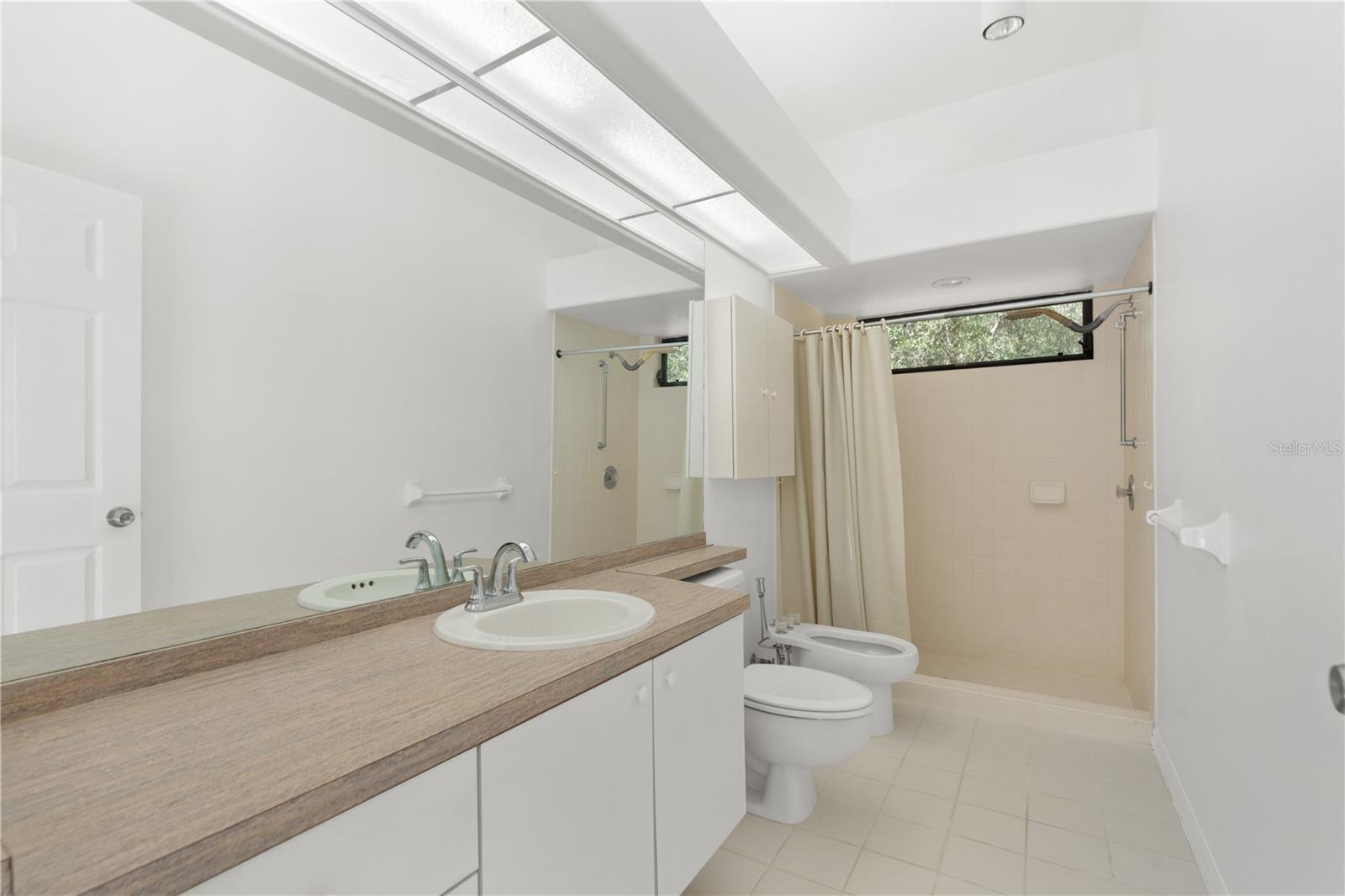 Image 25 of 48 For 13368 Danmar Avenue