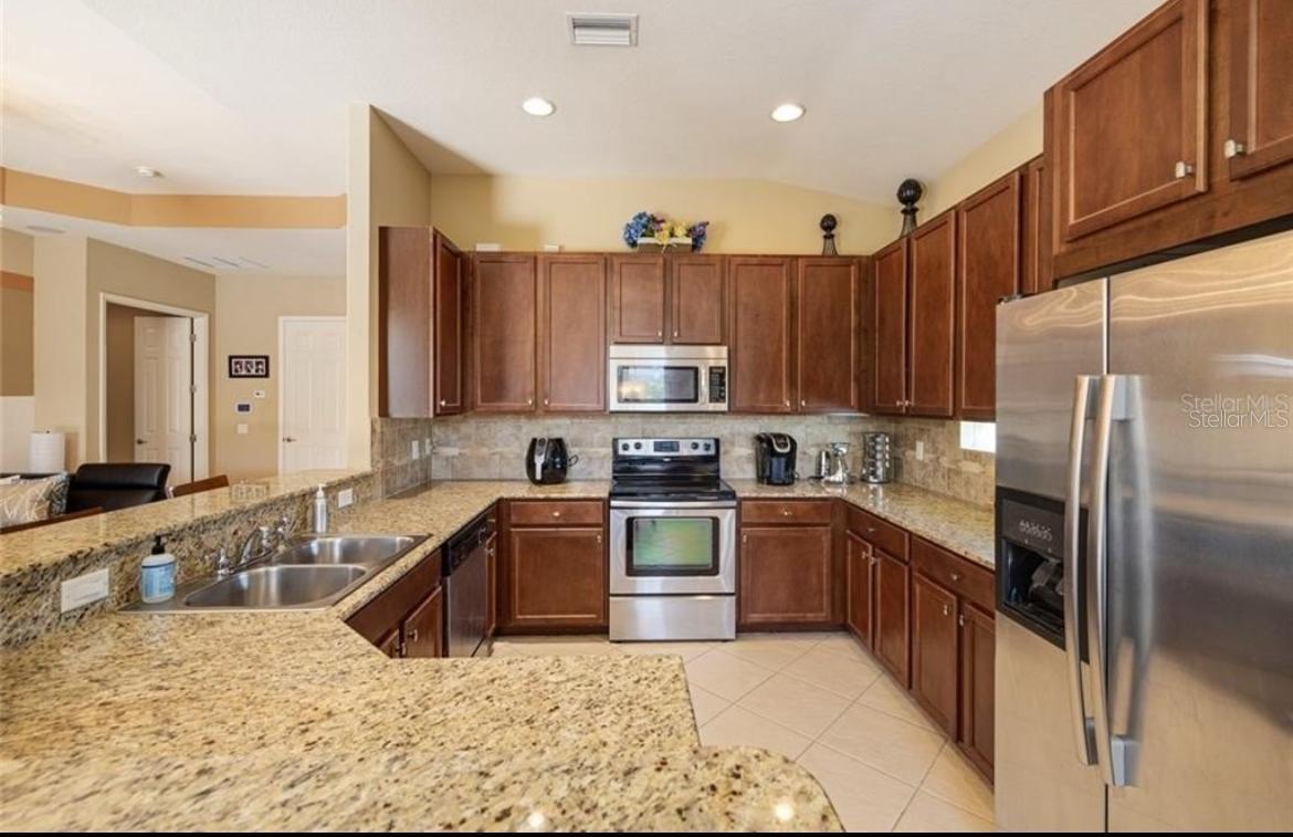 Image 4 of 33 For 2432 129th Avenue E