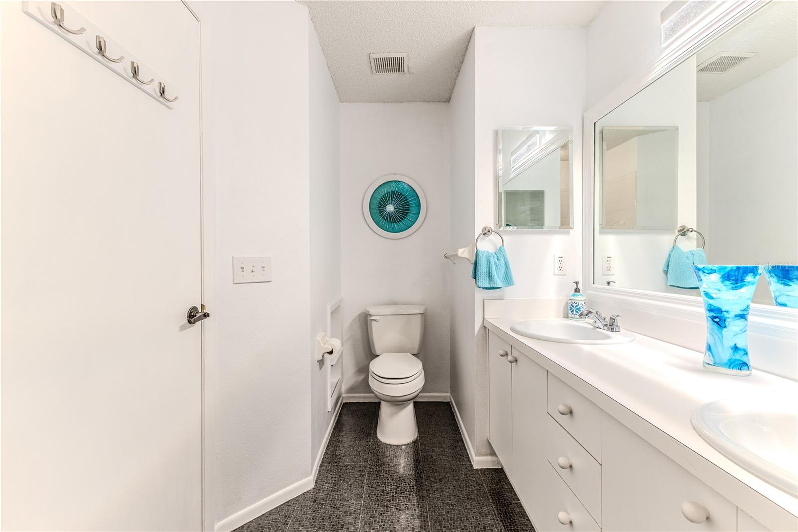 Image 31 of 50 For 2230 Dove Hollow Drive