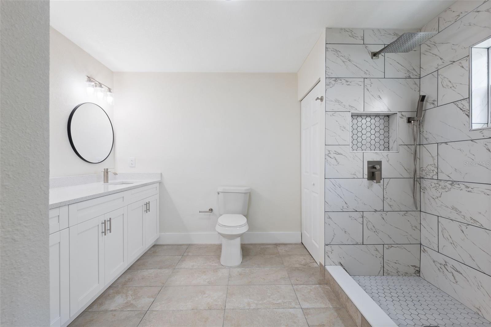 Image 6 of 49 For 7407 Tarrytown Drive
