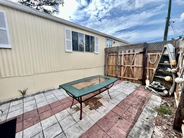 Image 47 of 56 For 1216 Live Oak Parkway