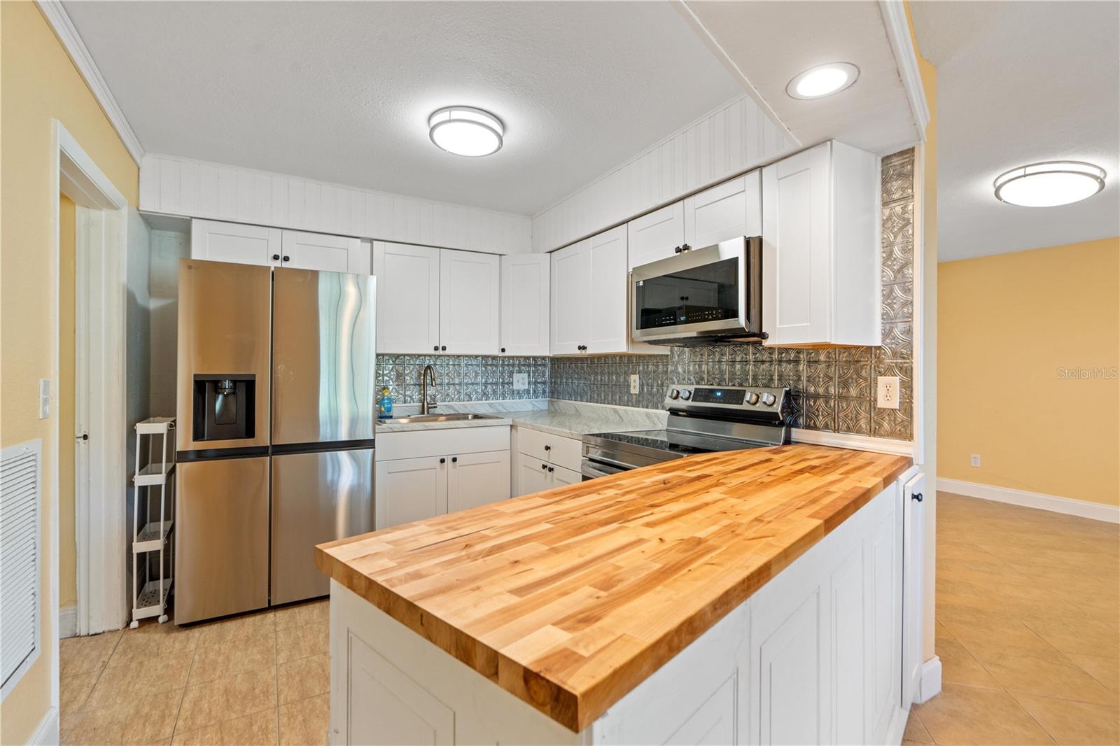 Image 10 of 41 For 7369 Tarrytown Drive