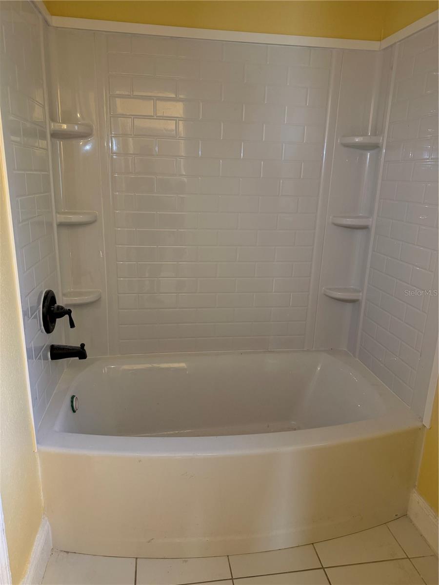 Image 17 of 41 For 7369 Tarrytown Drive