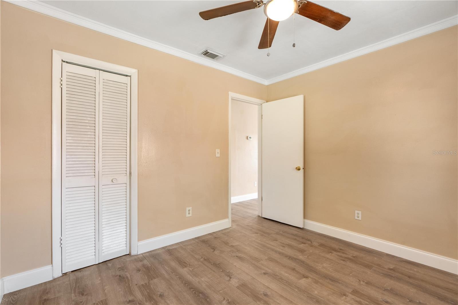 Image 13 of 28 For 6471 Catalina Street