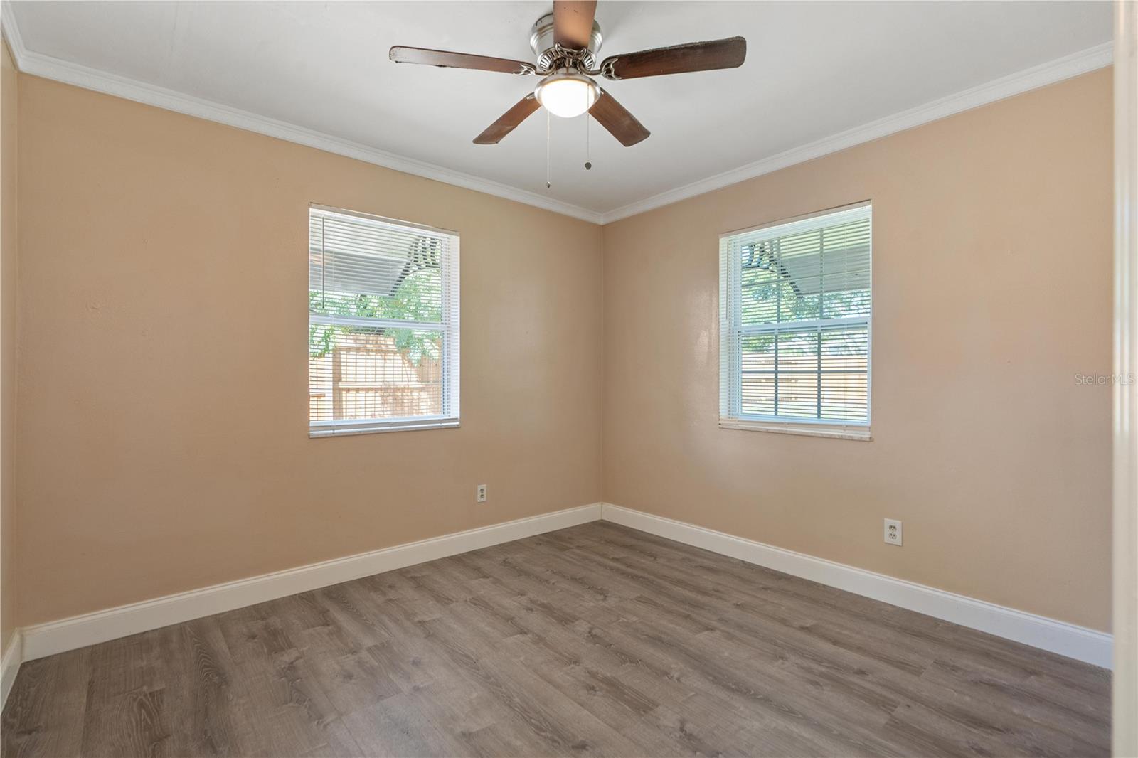 Image 14 of 28 For 6471 Catalina Street