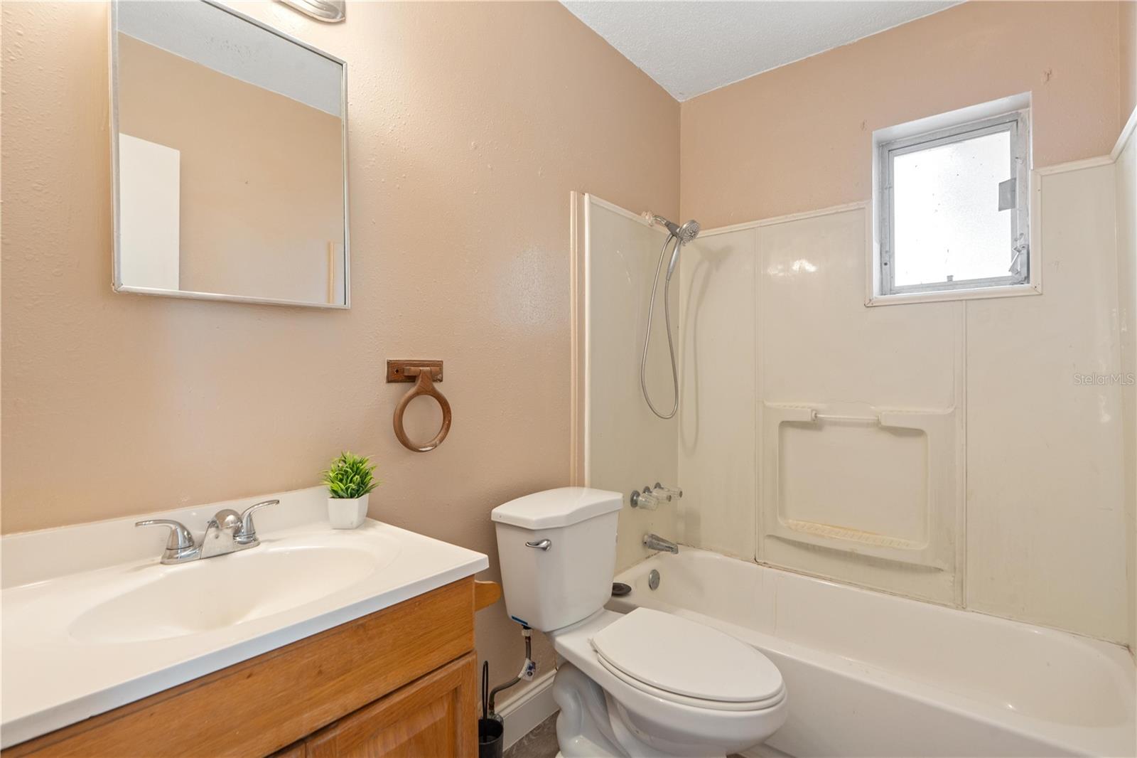 Image 15 of 28 For 6471 Catalina Street