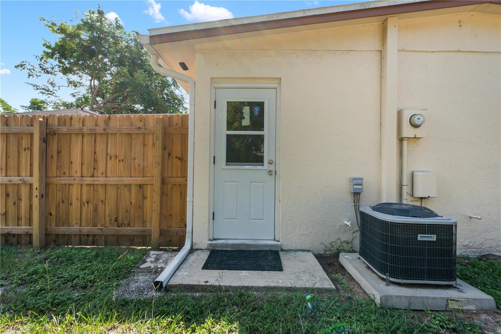 Image 20 of 28 For 6471 Catalina Street