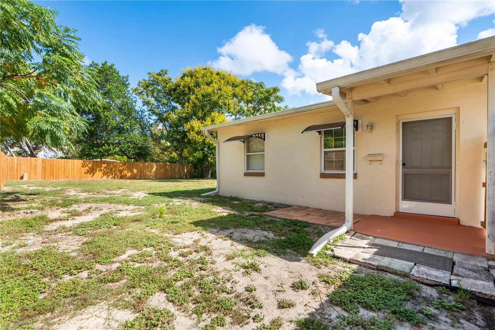 Image 21 of 28 For 6471 Catalina Street