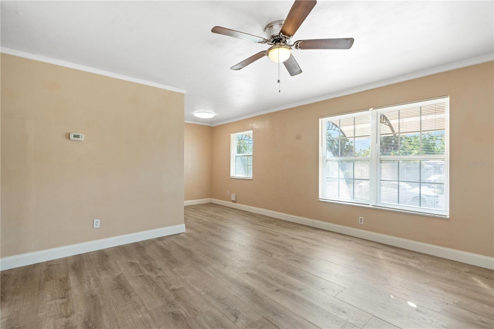 Image 5 of 28 For 6471 Catalina Street