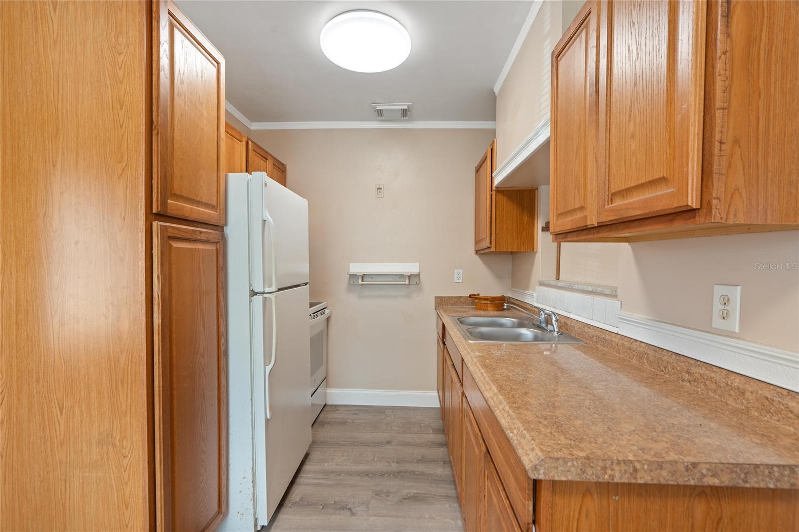 Image 9 of 28 For 6471 Catalina Street