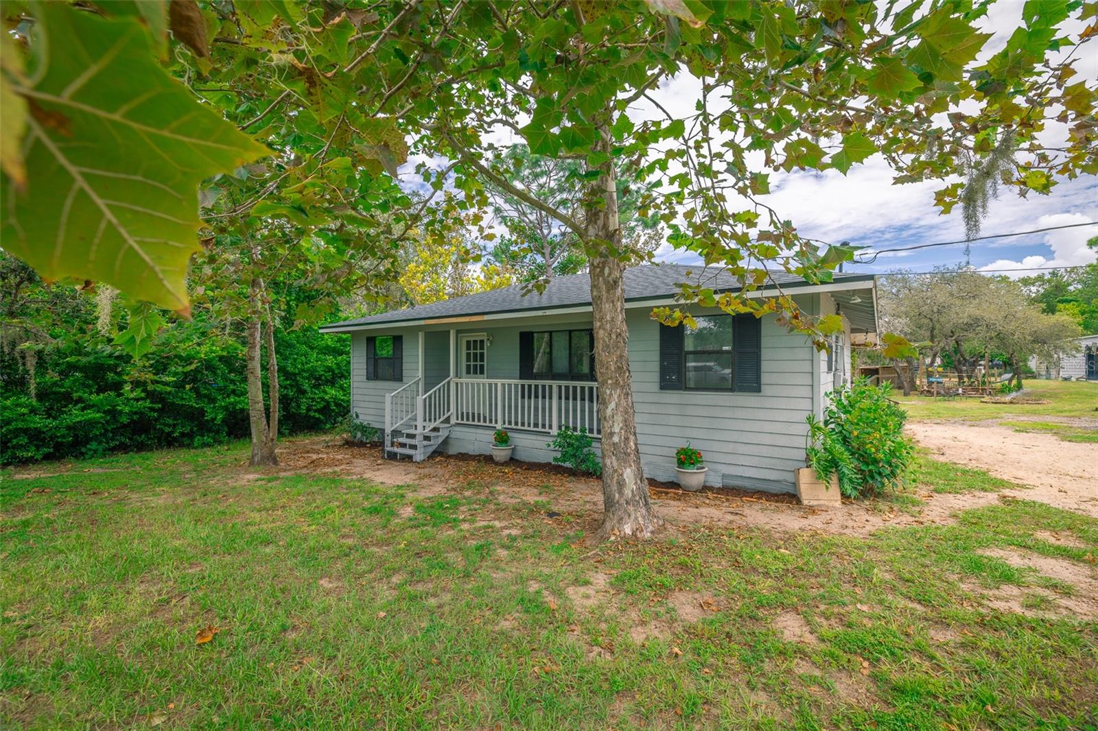 Image 2 of 42 For 18314 Galveston Street