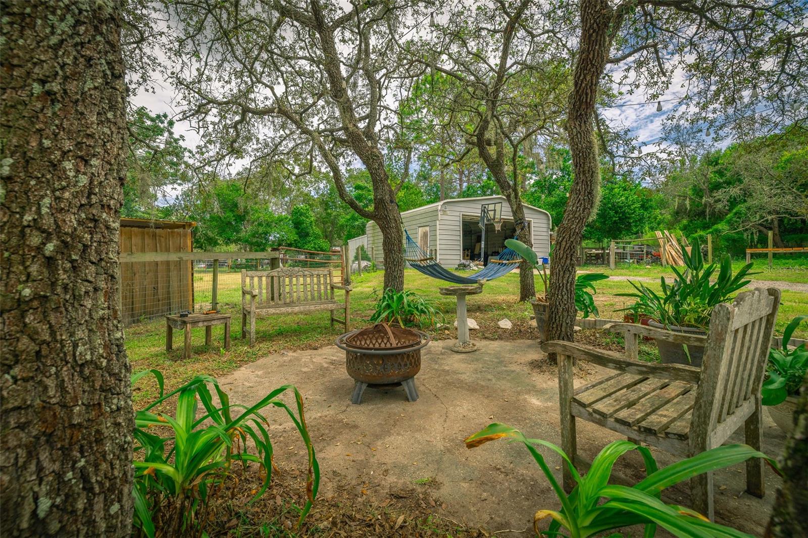 Image 32 of 42 For 18314 Galveston Street