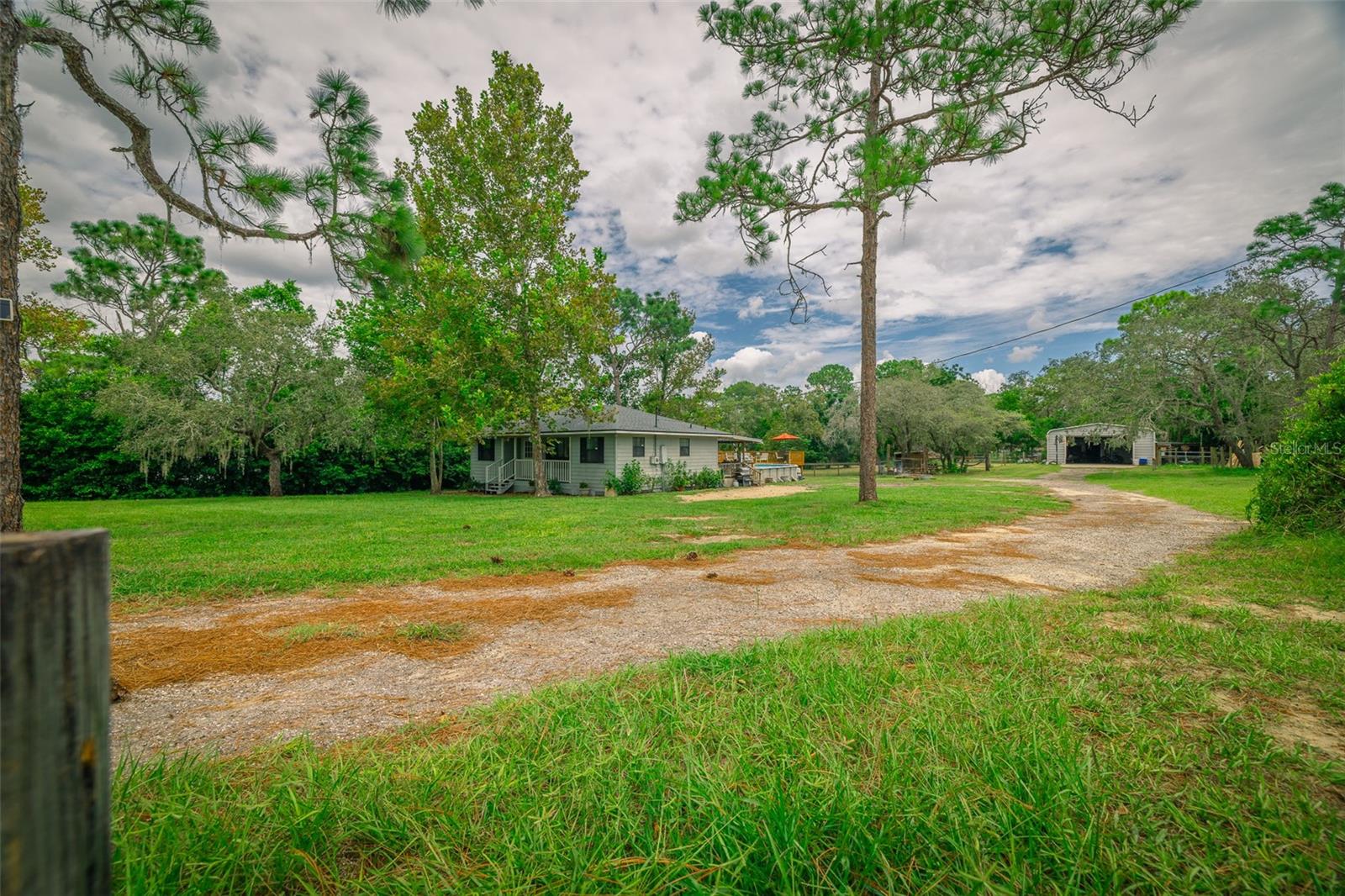 Image 6 of 42 For 18314 Galveston Street