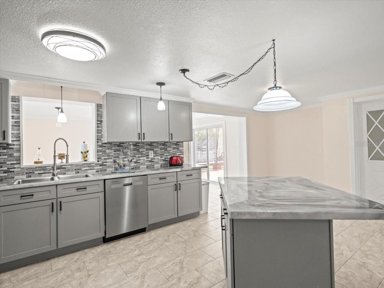 Image 12 of 46 For 3408 Crape Myrtle Drive