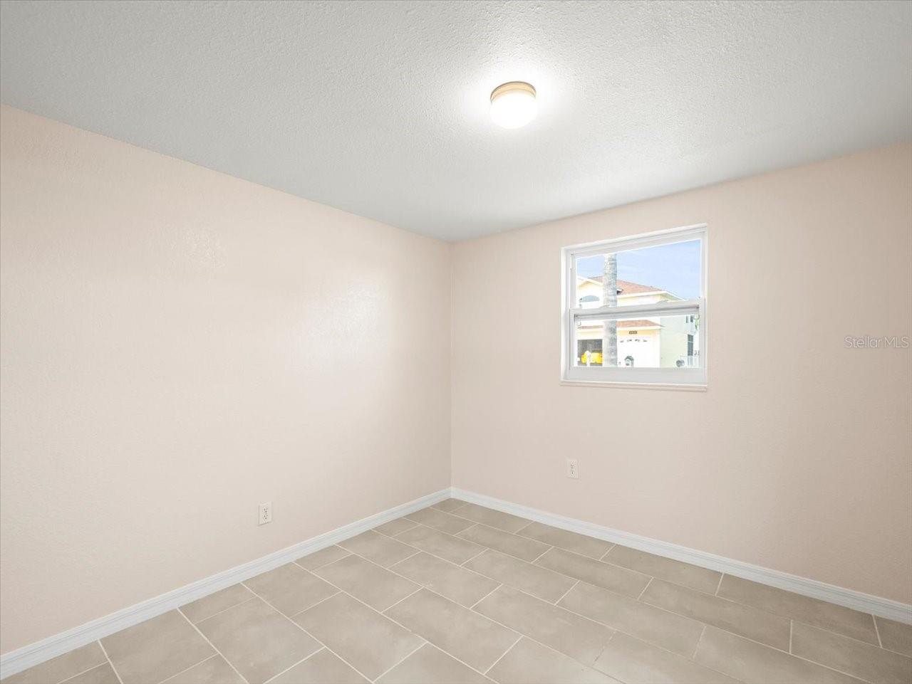 Image 21 of 46 For 3408 Crape Myrtle Drive