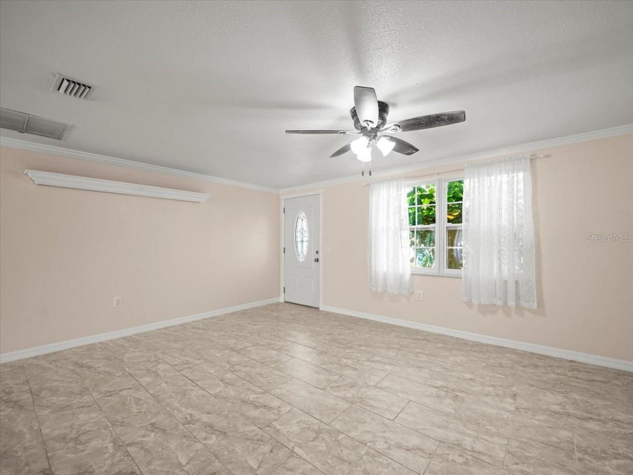 Image 6 of 46 For 3408 Crape Myrtle Drive