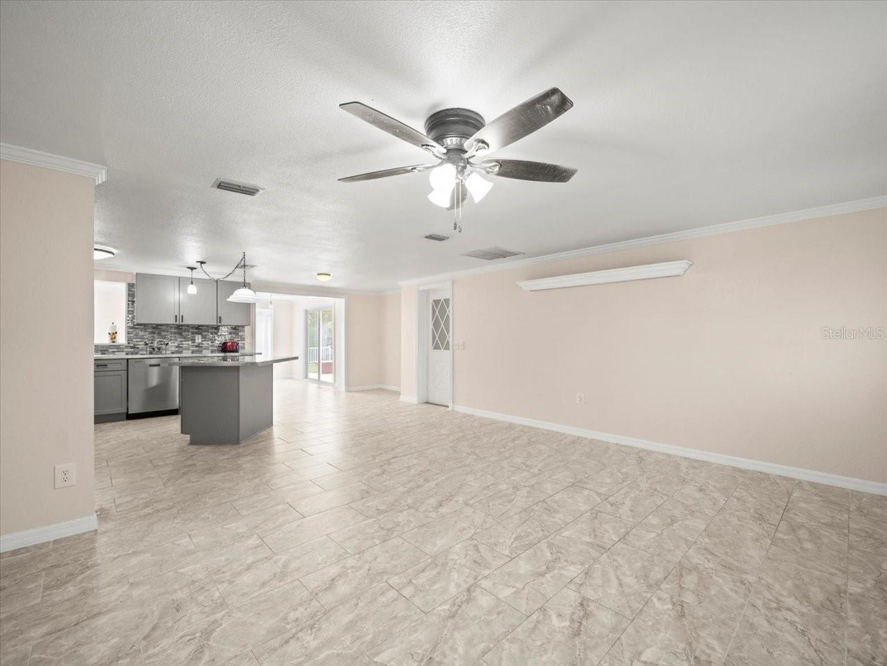 Image 7 of 46 For 3408 Crape Myrtle Drive