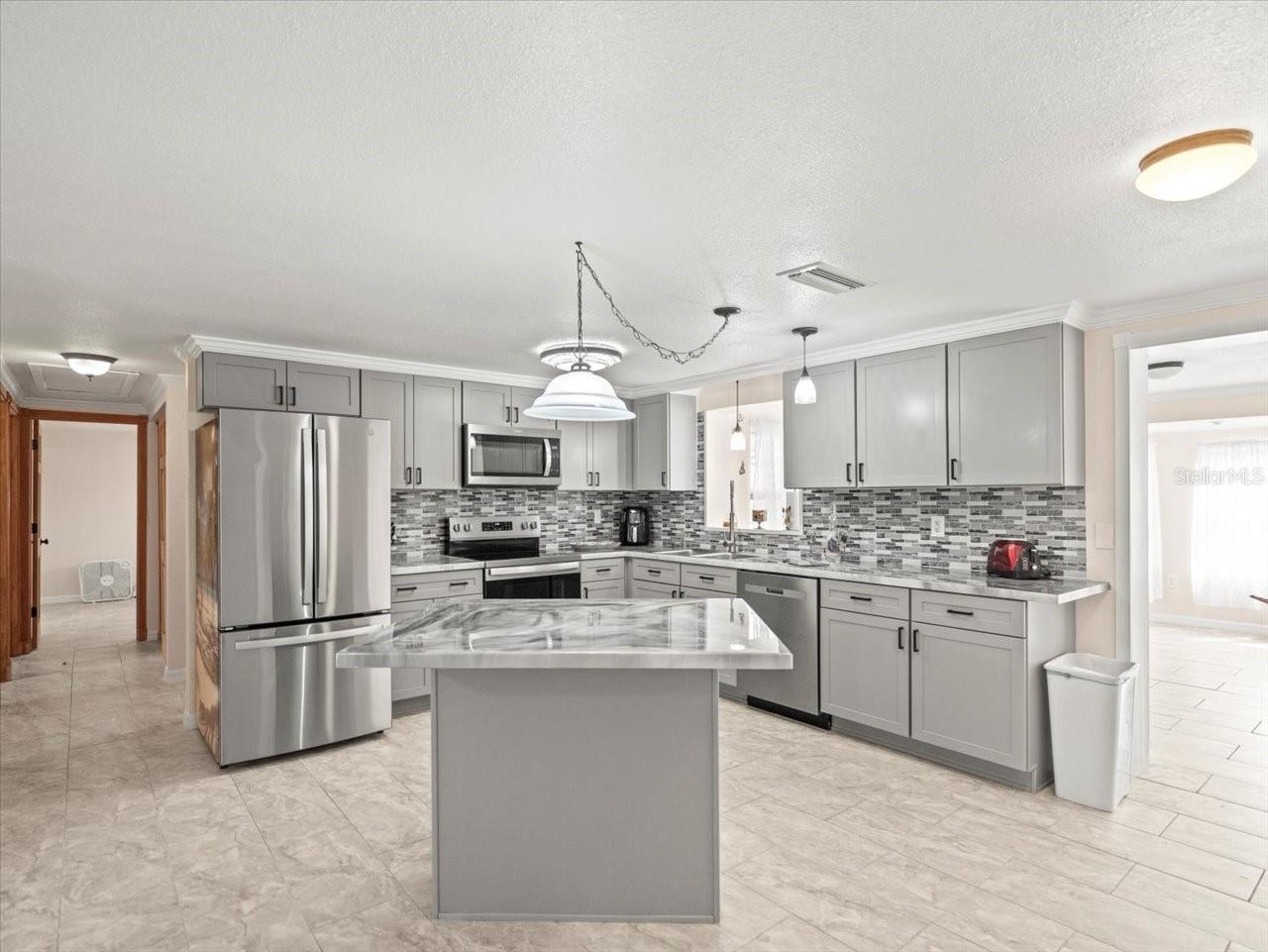 Image 8 of 46 For 3408 Crape Myrtle Drive