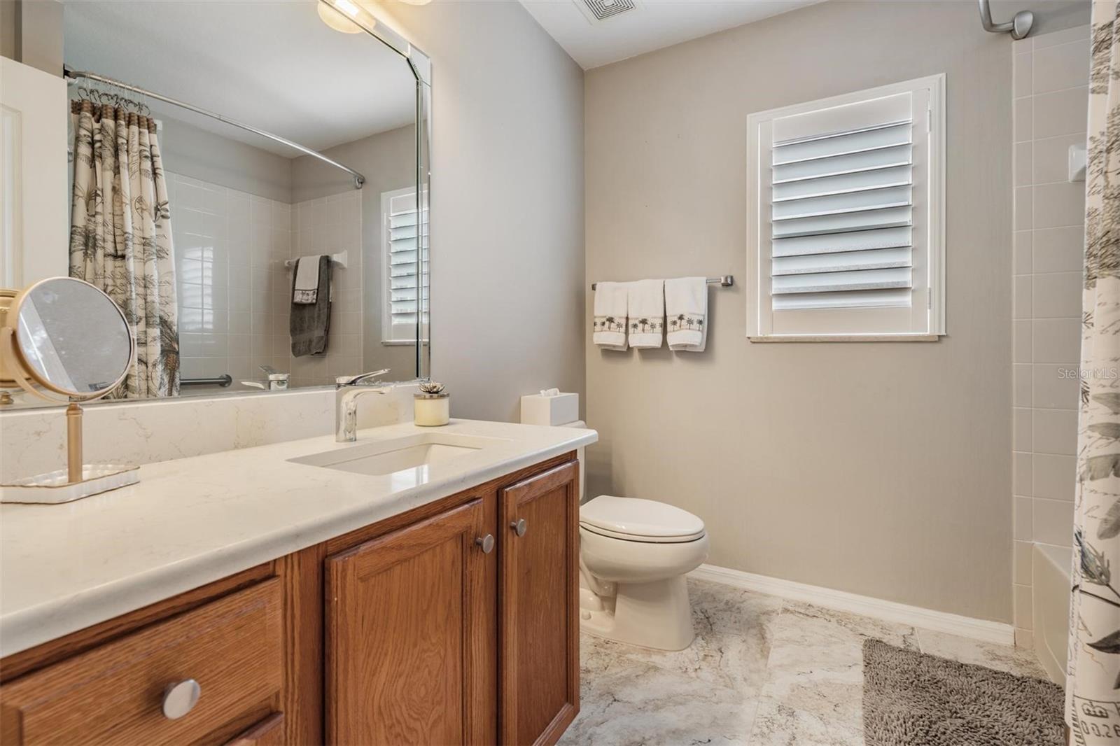Listing photo id 18 for 1634 Winding Willow Drive