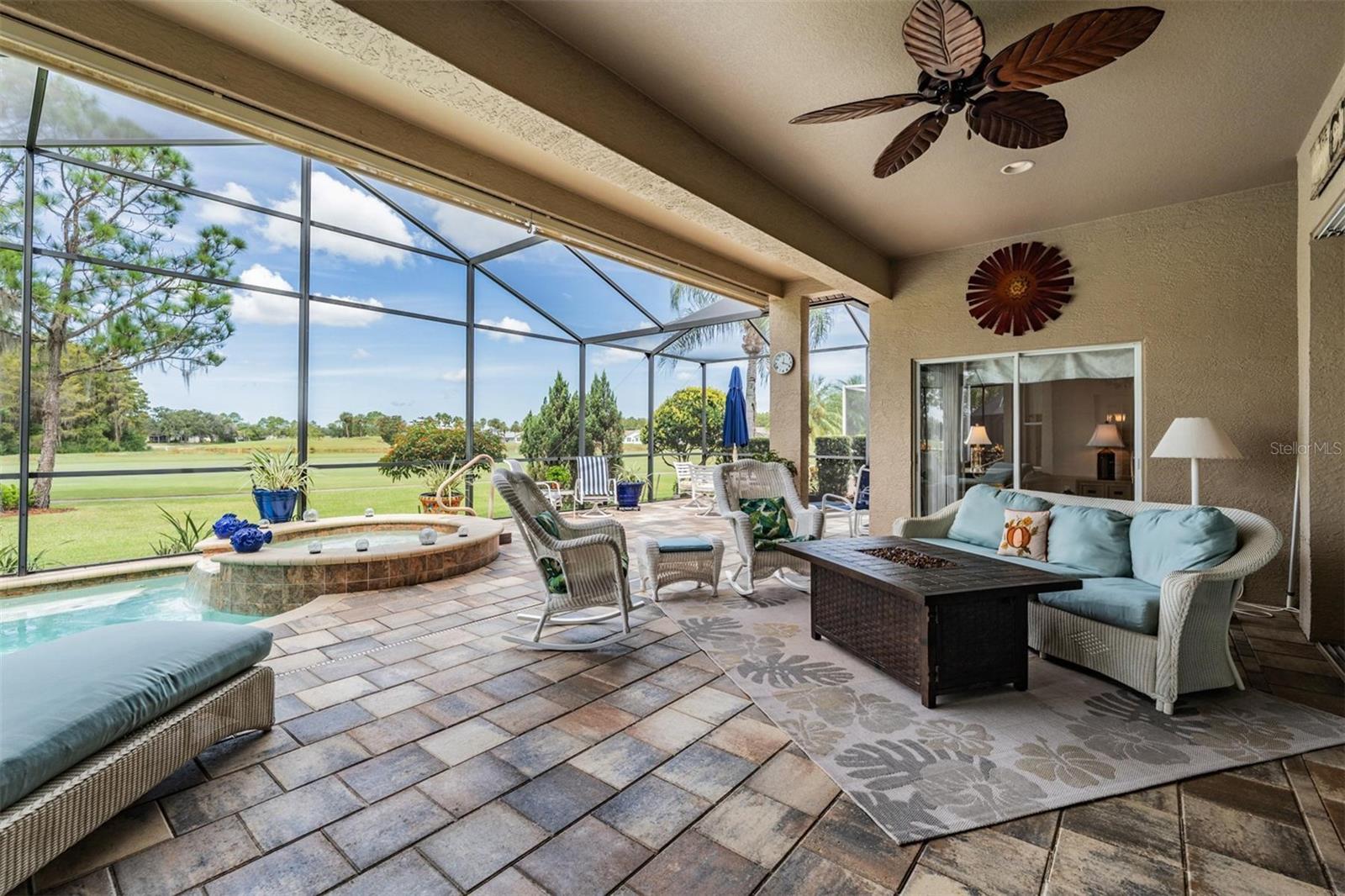 Listing photo id 21 for 1634 Winding Willow Drive