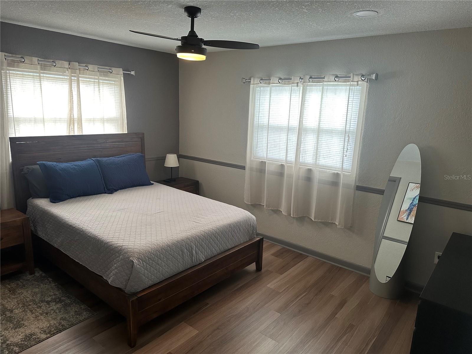 Image 11 of 25 For 1576 Rosery Road Ne