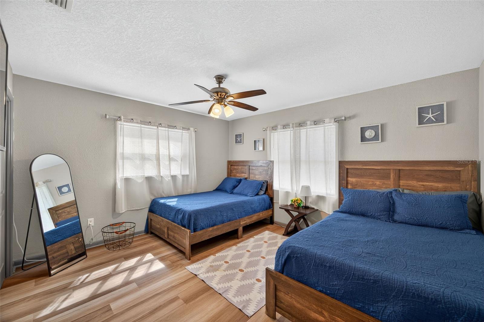 Image 32 of 54 For 1576 Rosery Road Ne