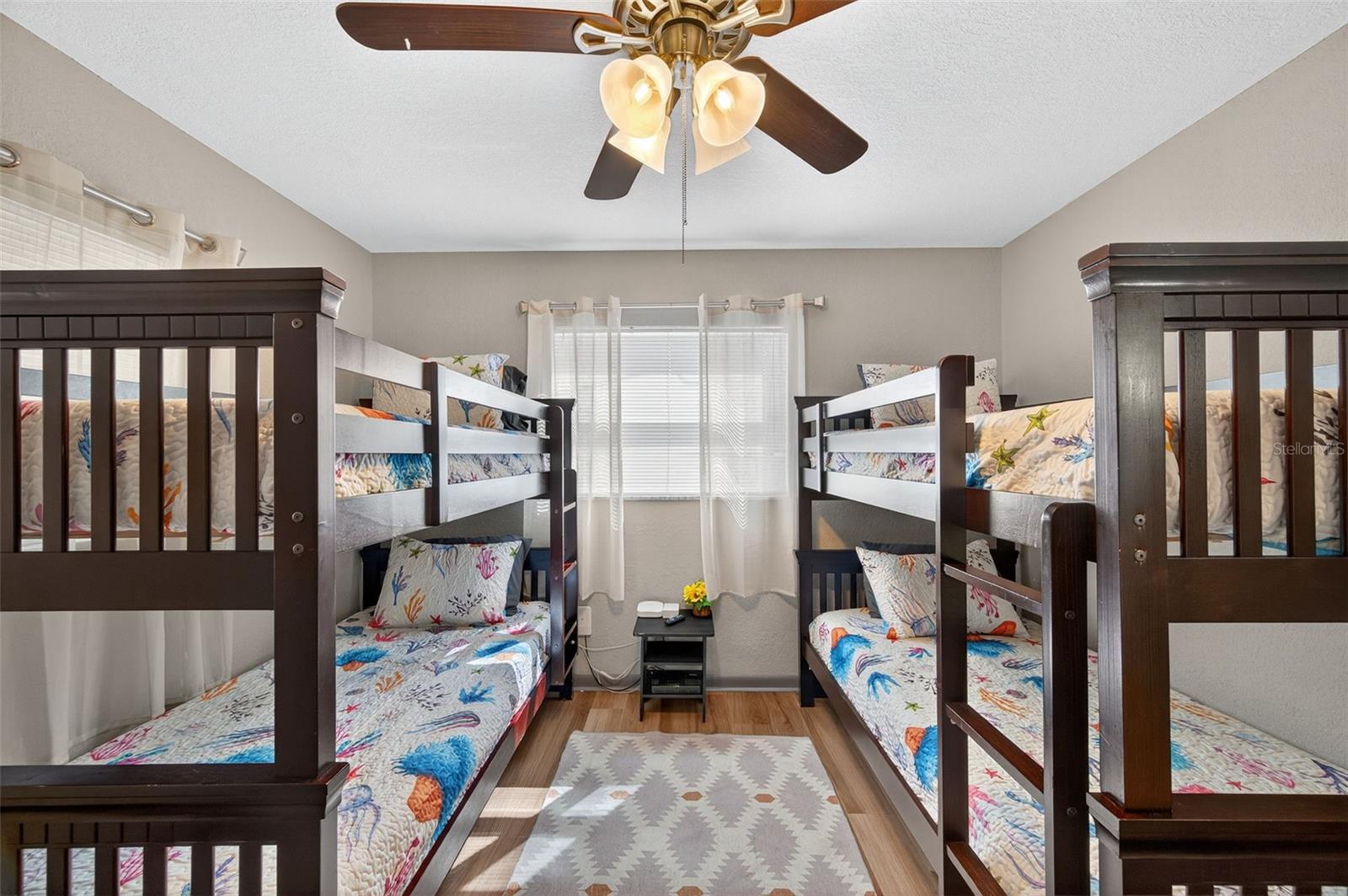 Image 36 of 54 For 1576 Rosery Road Ne