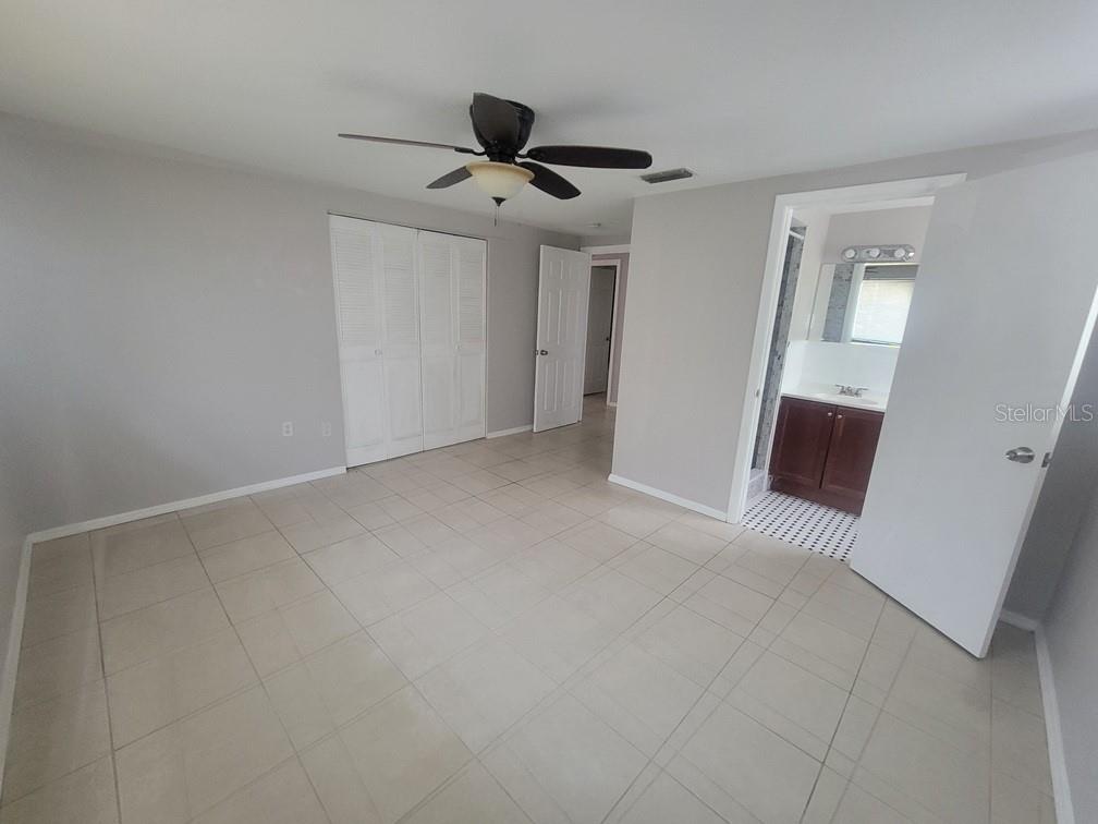 Image 7 of 15 For 7815 Waxwood Drive