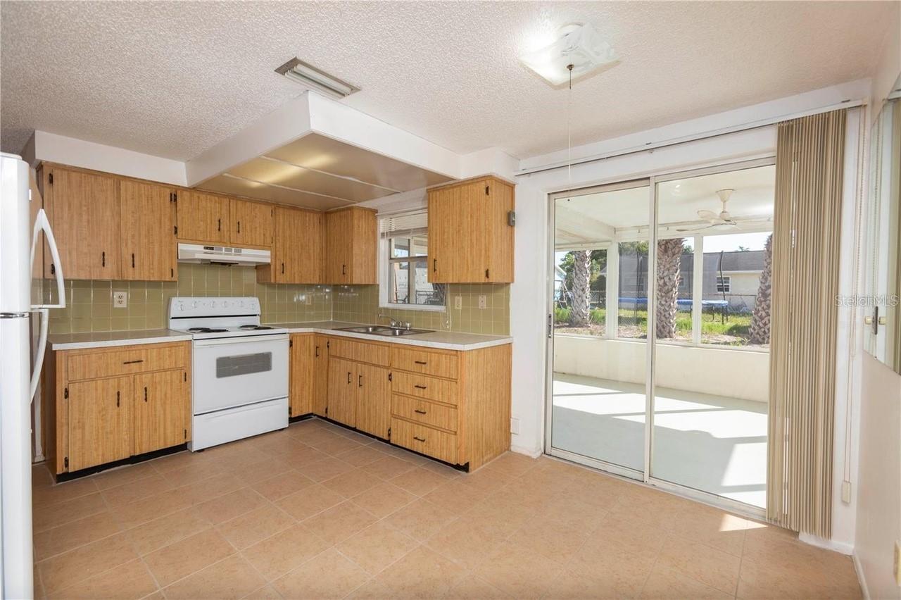 Image 7 of 25 For 6436 Baldwyn Avenue