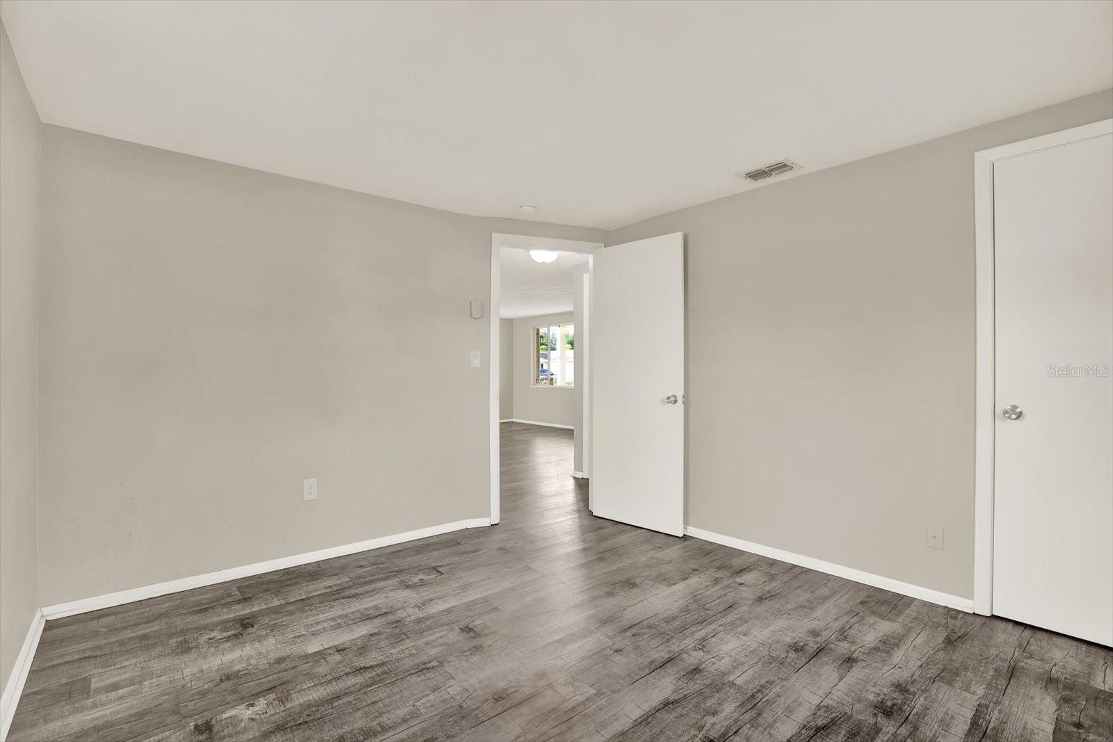 Image 10 of 25 For 7201 Rhinebeck Drive