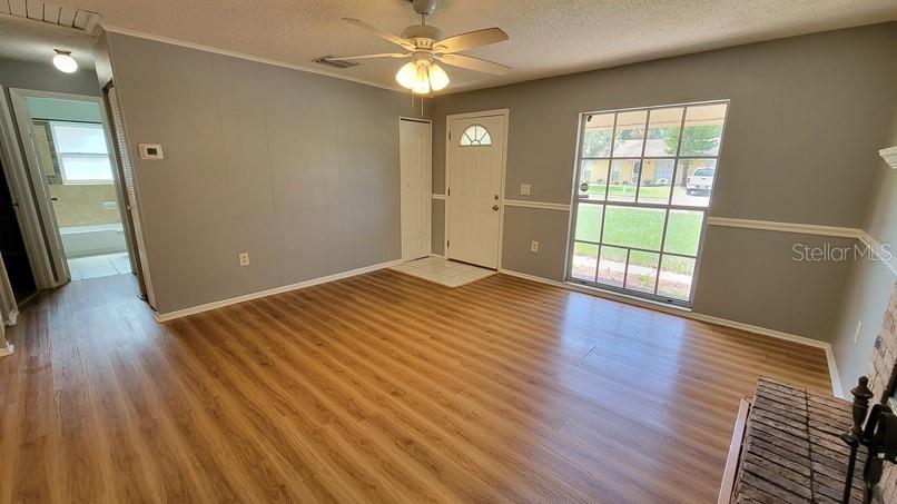 Image 3 of 19 For 3614 Dellefield Street