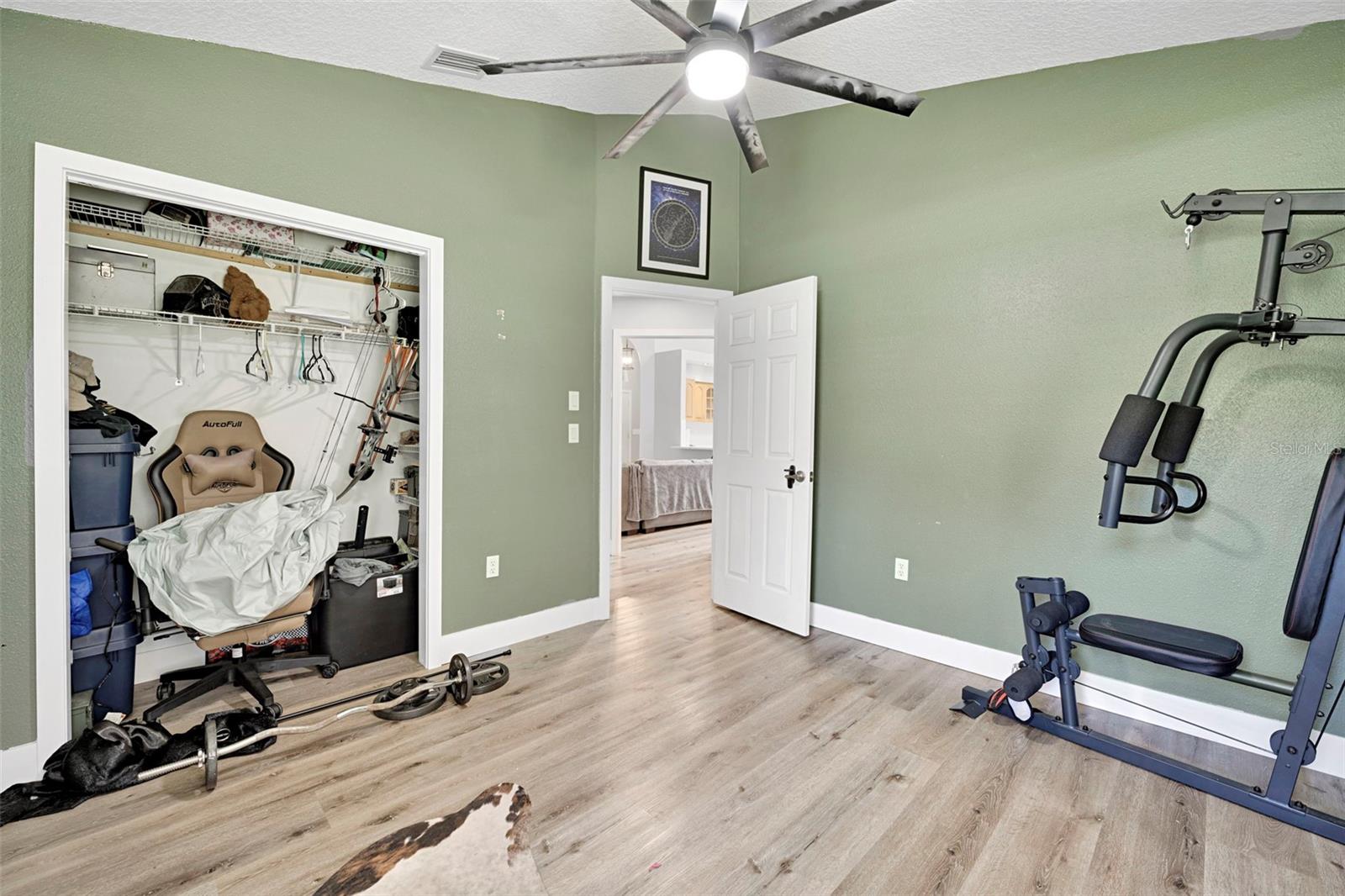 Image 40 of 80 For 18720 Oak Way Drive