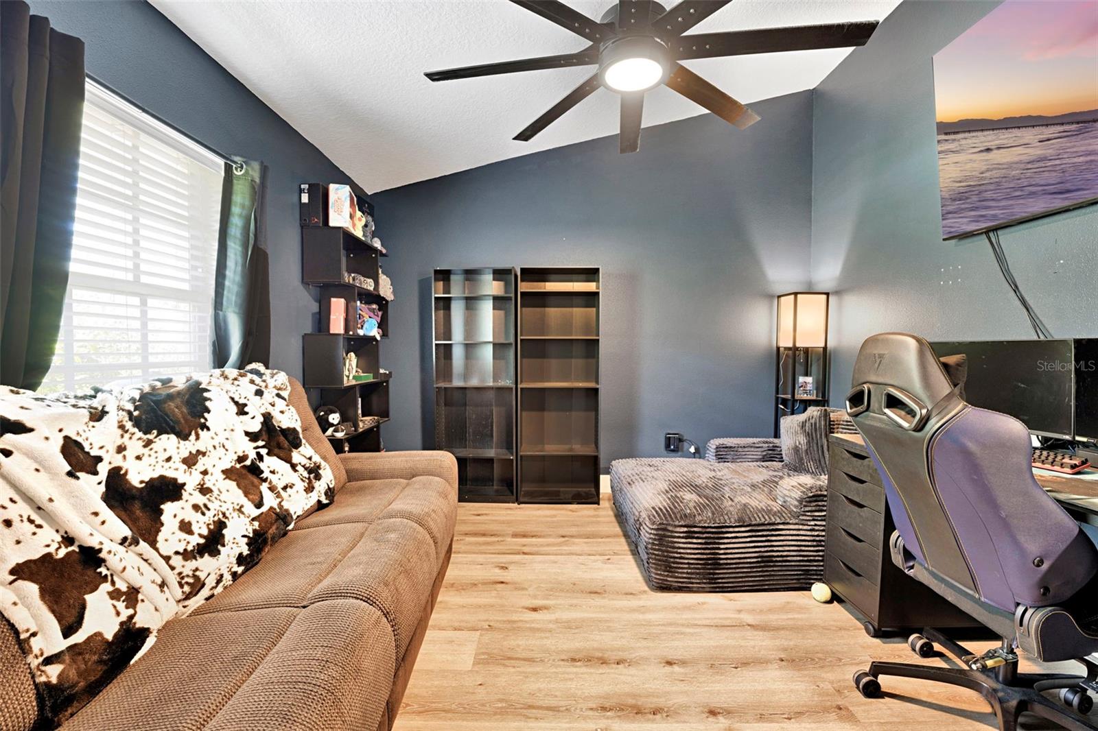 Image 43 of 80 For 18720 Oak Way Drive