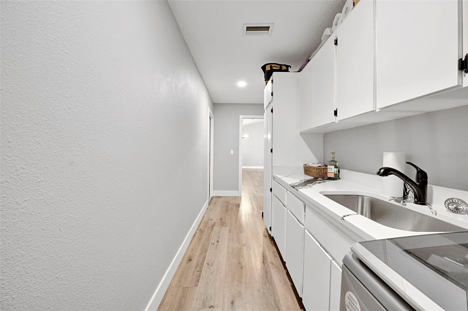 Image 48 of 80 For 18720 Oak Way Drive