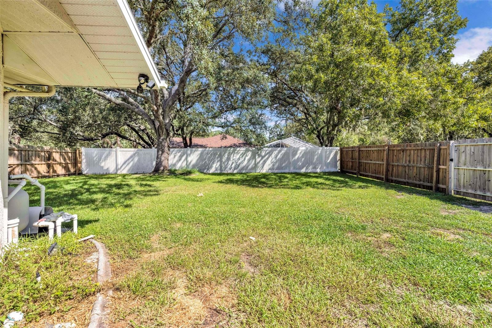 Image 57 of 80 For 18720 Oak Way Drive