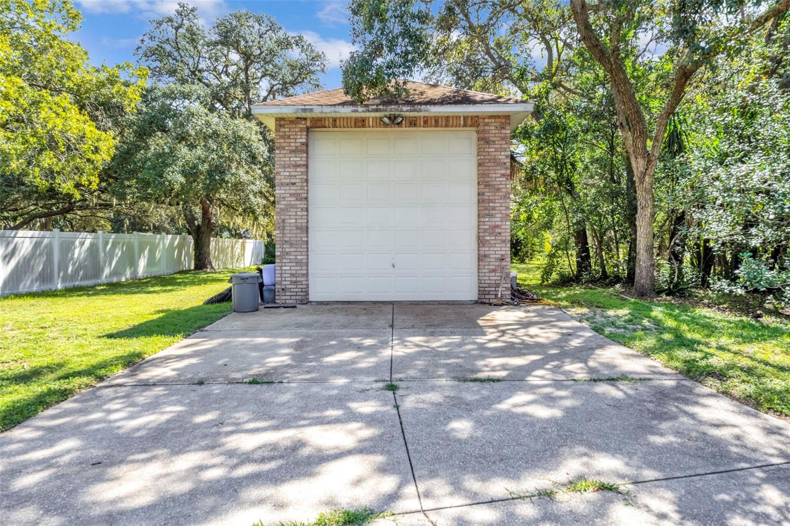 Image 62 of 80 For 18720 Oak Way Drive