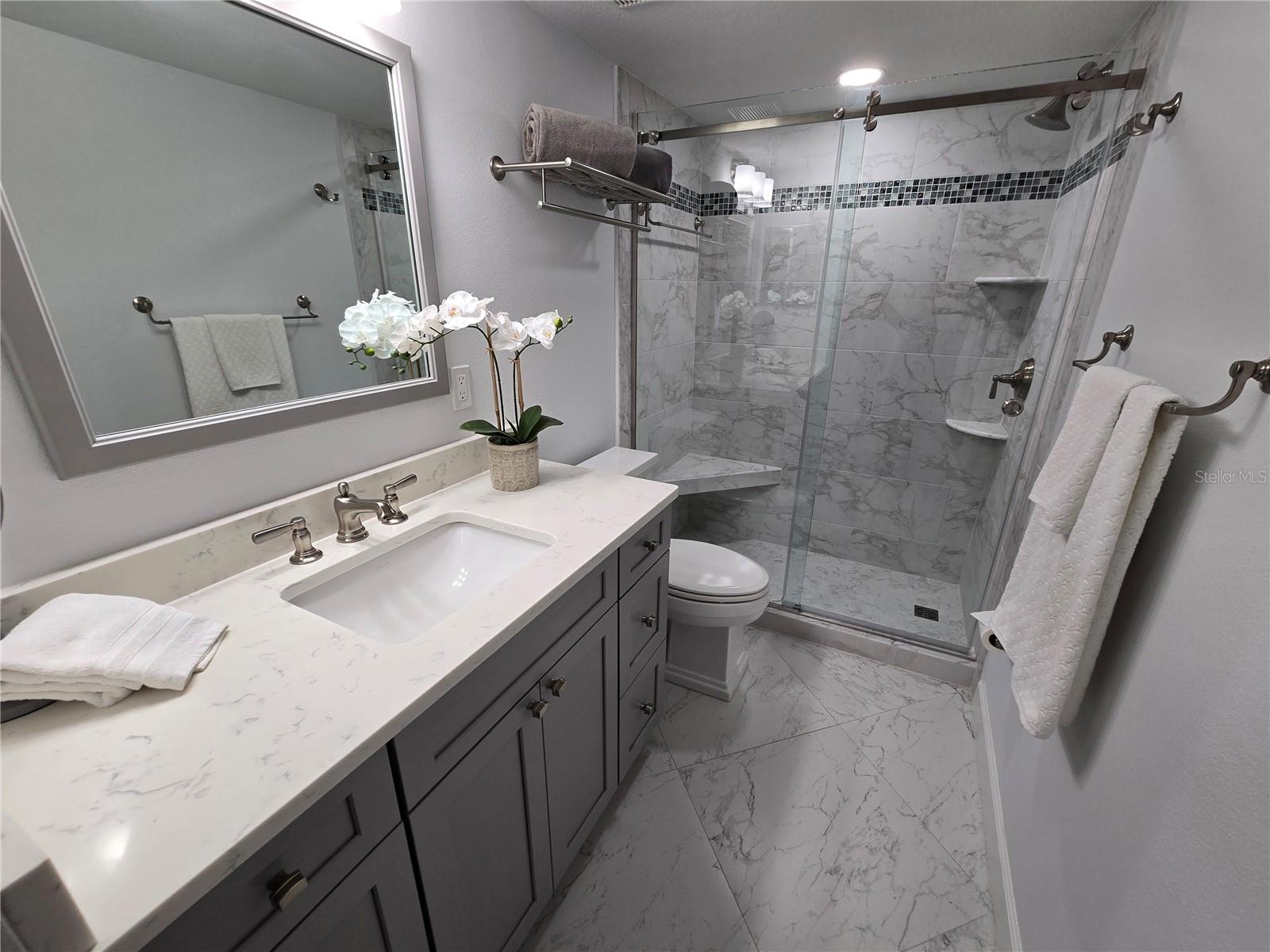 Image 18 of 51 For 9201 Captiva Circle Circle