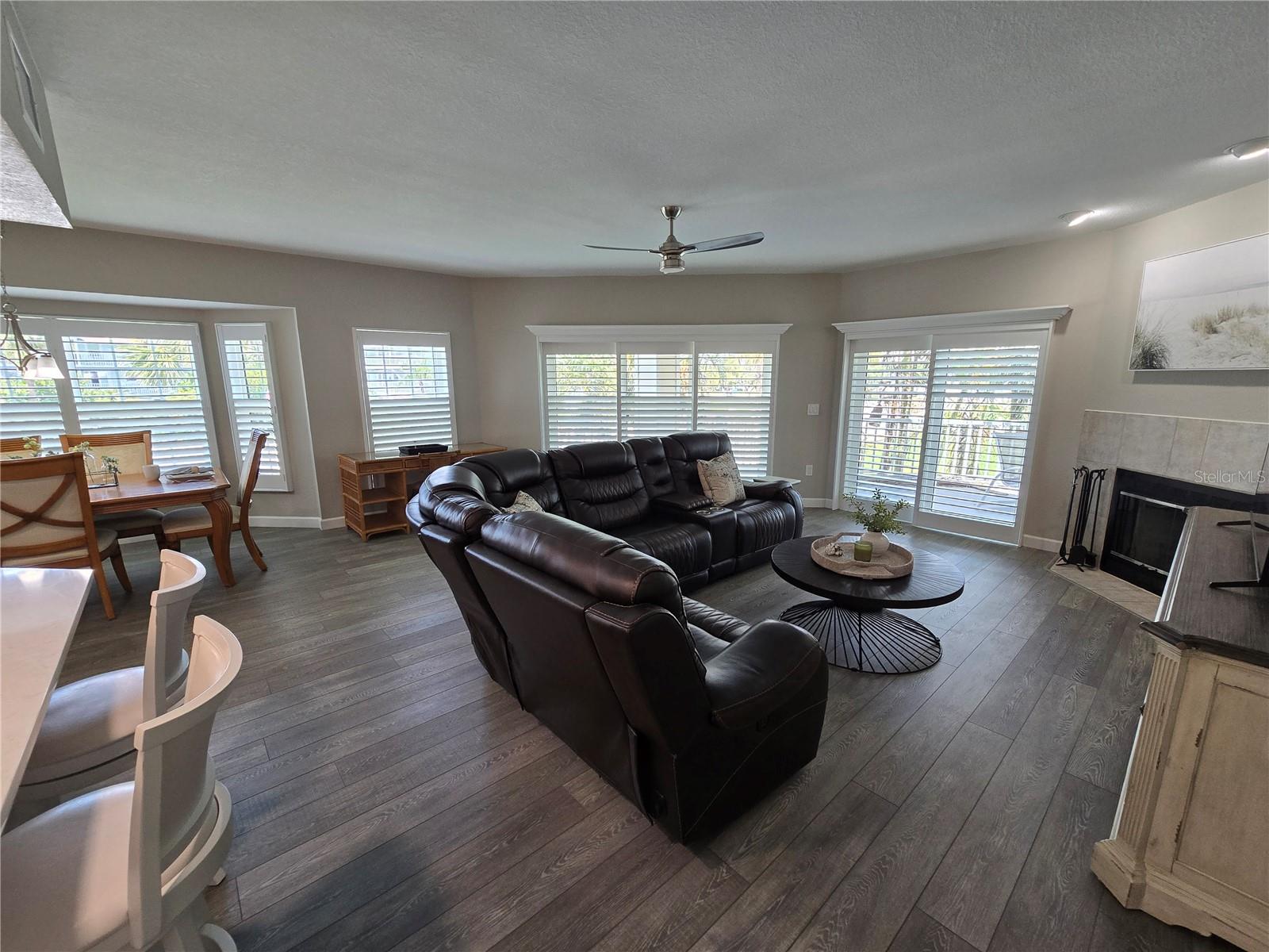 Image 3 of 51 For 9201 Captiva Circle Circle