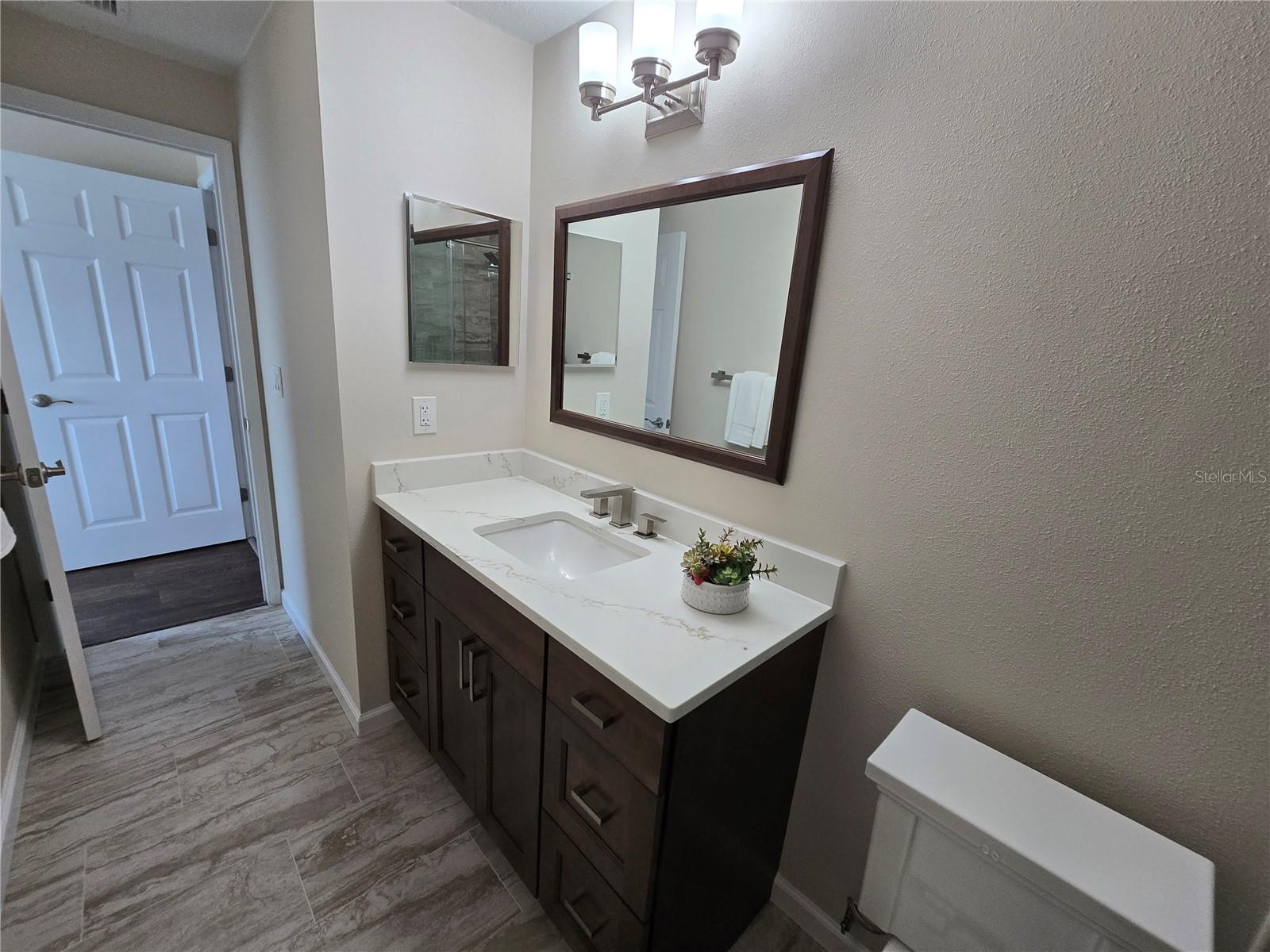 Image 37 of 51 For 9201 Captiva Circle Circle